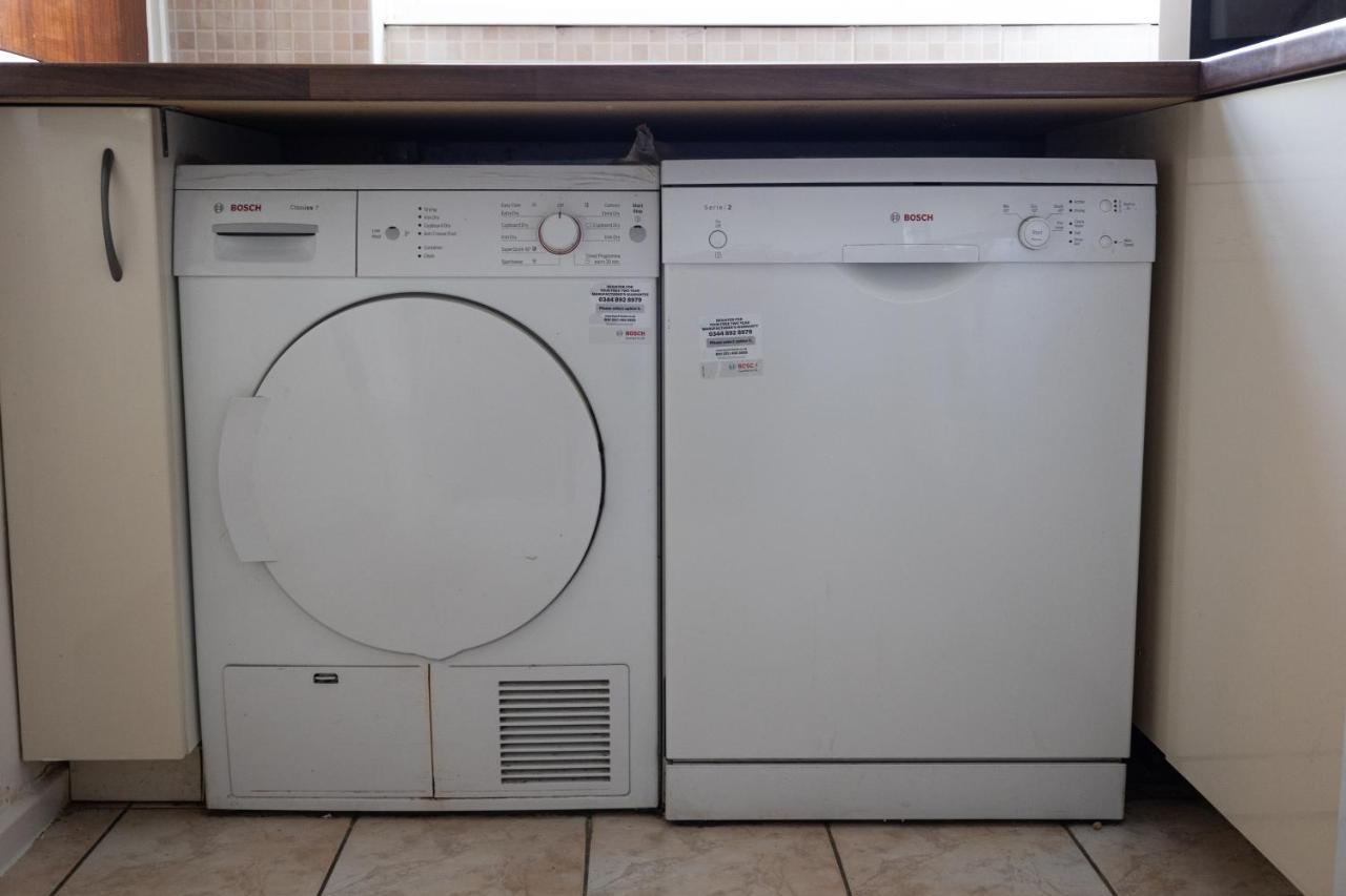 London - 4 Bed - Sleeps 8 - Garden - Pet Friendlyヴィラ エクステリア 写真